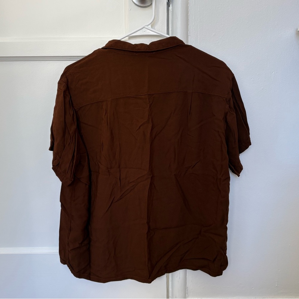 Ambi Short Sleeve Button-Up Shirt - Picture 3 of 3